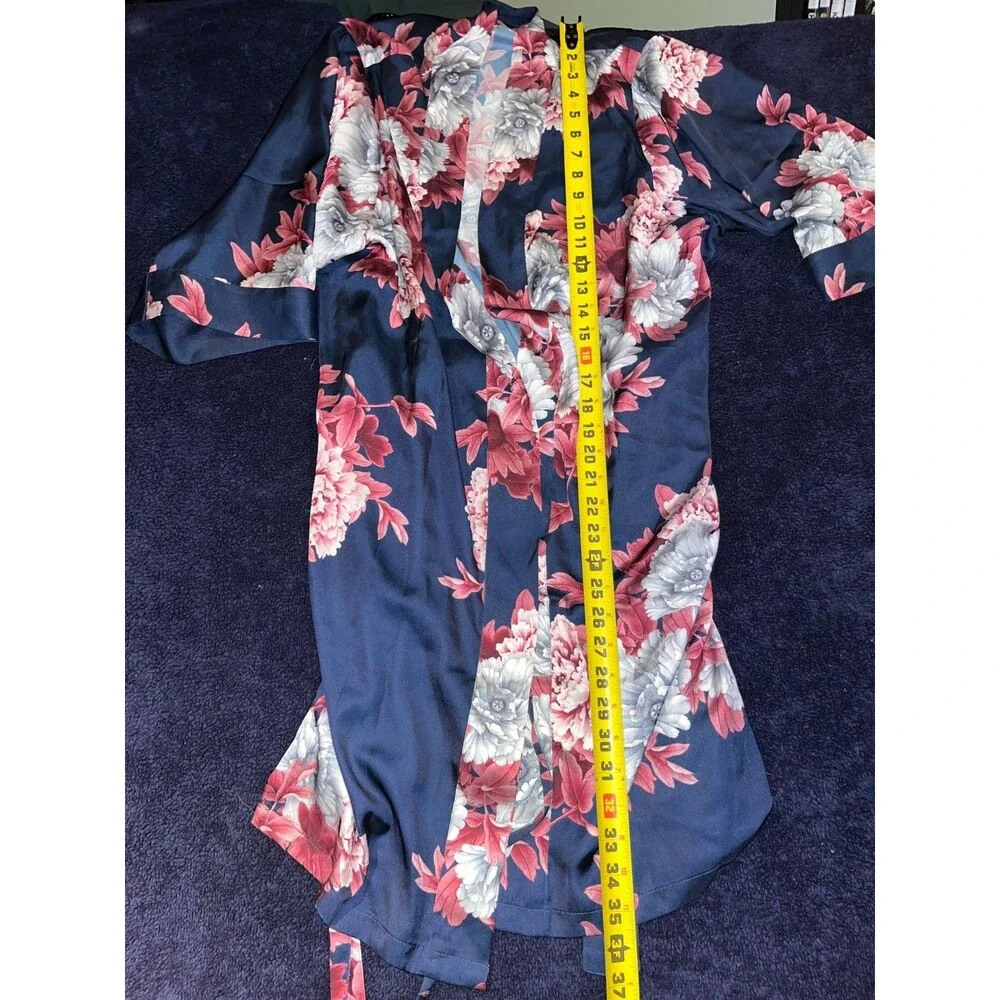 David's Bridal DB Studio Robe Size Small Floral Short Sleeve Sheer with Tie Belt